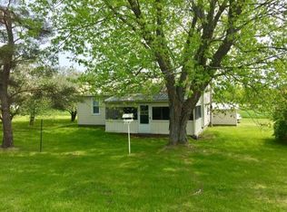 222 Cannon Corners Rd, Mooers Forks, NY 12959