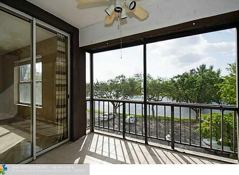 3690 Inverrary Dr #3 — Photo 10