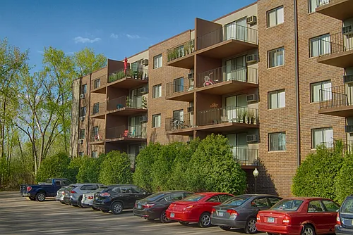 Creek Point Apartments Photo 1