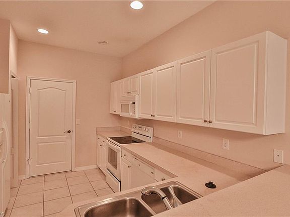 4th image of 10231 Tin Maple Dr Unit 80