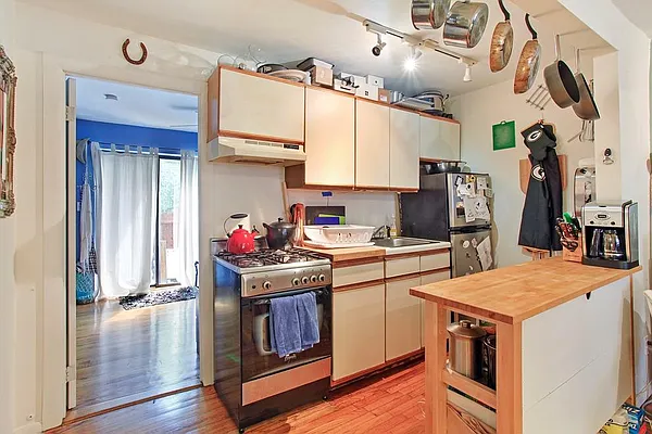 Sold by Corcoran | media 8