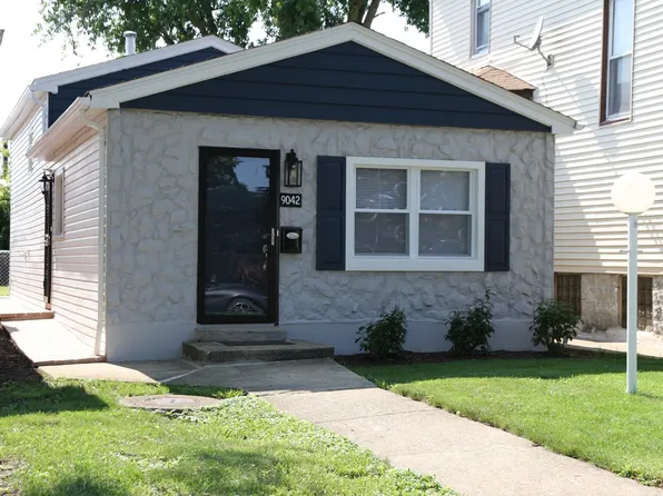 9042 S Emerald Ave, Chicago, IL 60620