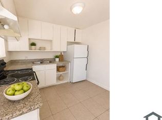 2334 W Dennett Ave, Fresno, CA 93728