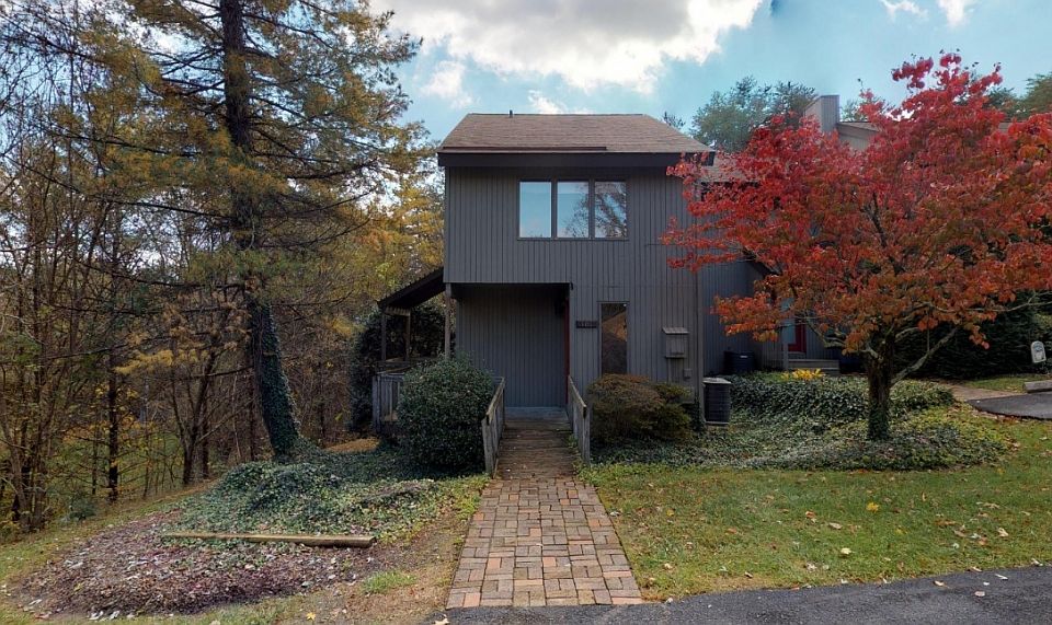 1st image of 101 Willowbrook Dr #0