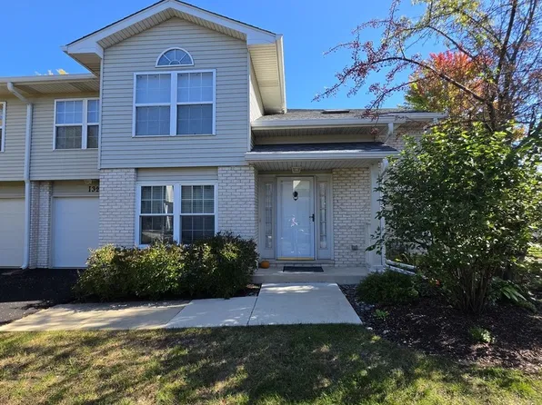 1327 Sugar Ct #1327, Naperville, IL 60563