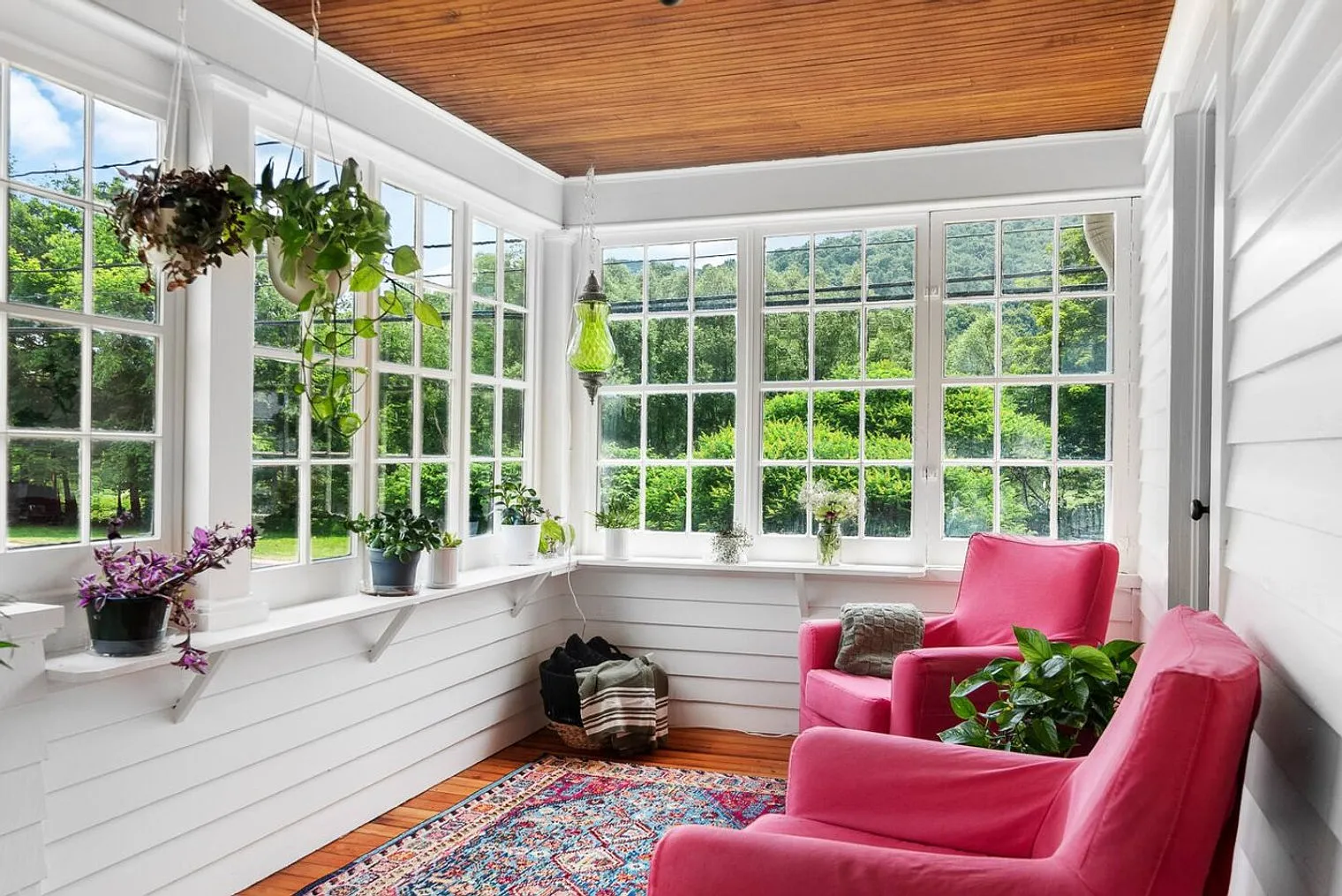 3 bed, 2.0 bath, $3,944 — Photo 2