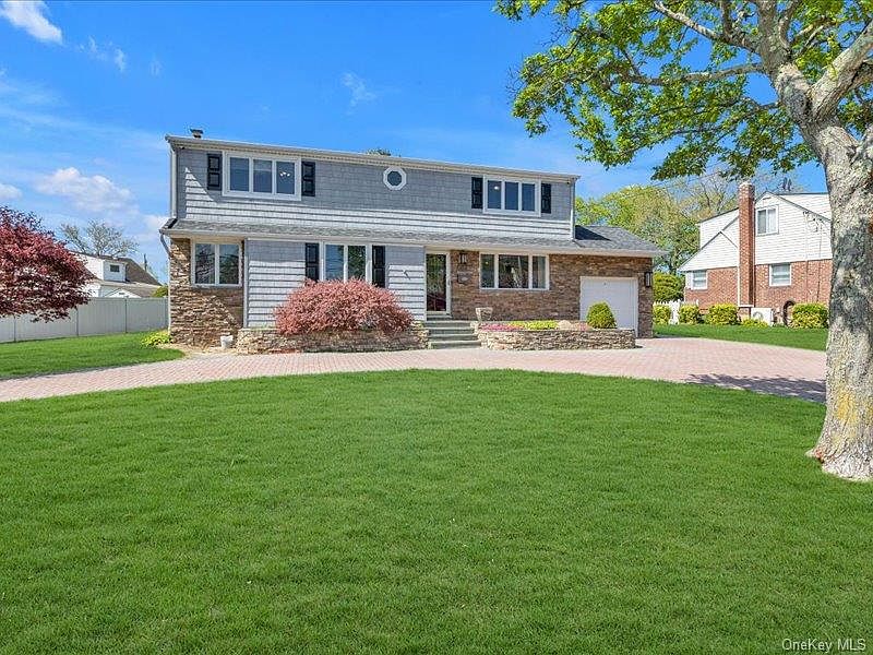 1st image of 92 Elberta Drive
