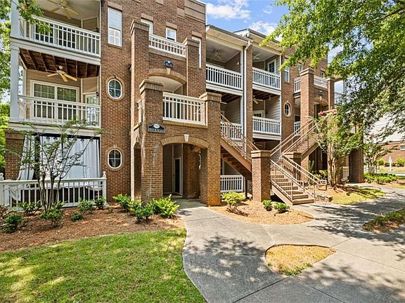 2nd image of 1752 Pryor Rd SW #309