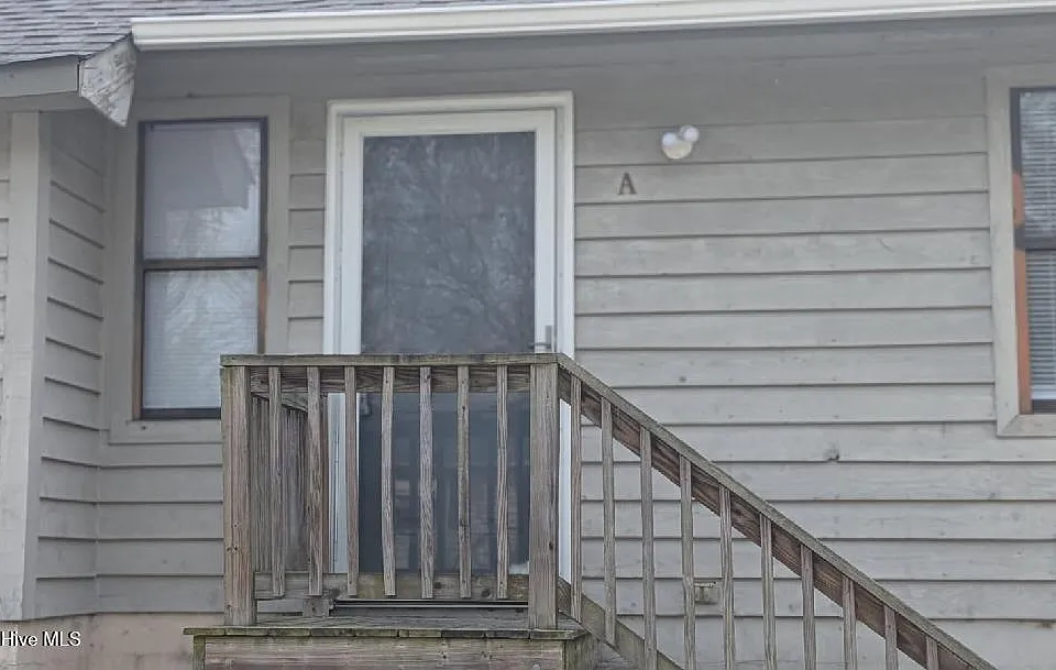 206 Wyndham Cir #A