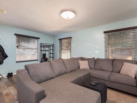 3rd image of 8743 Buena Valley Dr