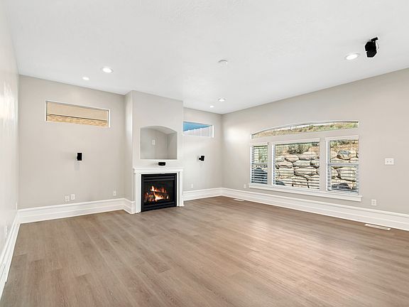 4th image of 7462 S Sunset Maple Dr