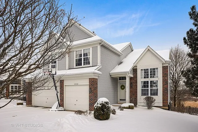 1312 Blackhawk Ln photo 1