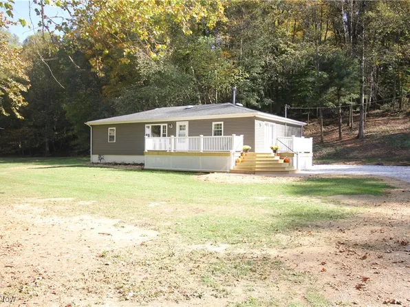 1003 State Route 541, Coshocton, OH 43812