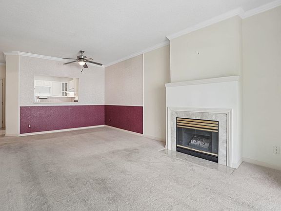 4th image of 4728 53rd St #308