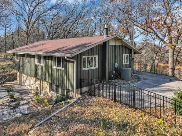 S91W37860 Antique LANE, Eagle, WI 53119