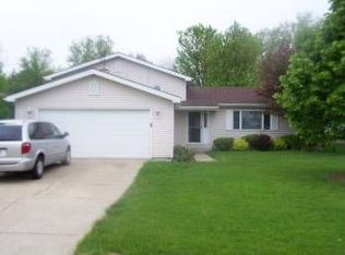 3312 Rustic Ln, Crown Point, IN 46307