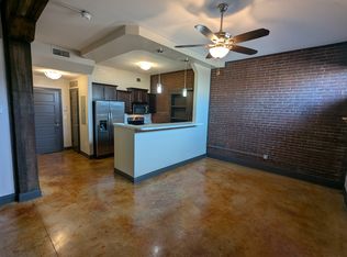 126 W A St APT 1D, Belleville, IL 62220