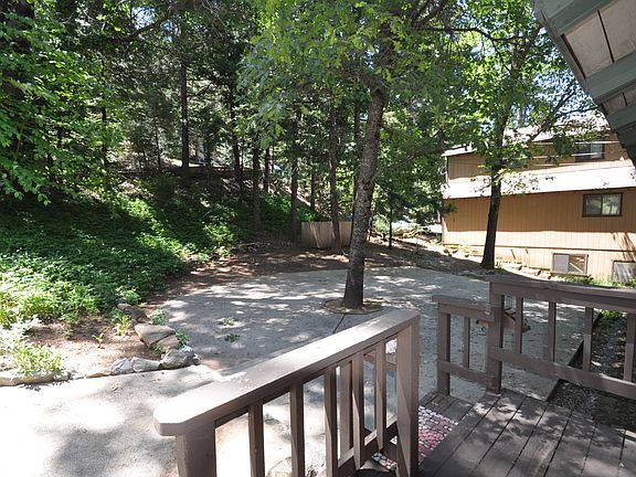 4th image of 23660 Ontario Dr