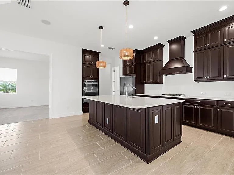 13744 Old Creek Ct — Photo 9