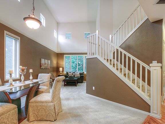 4th image of 22528 SE 12th Pl