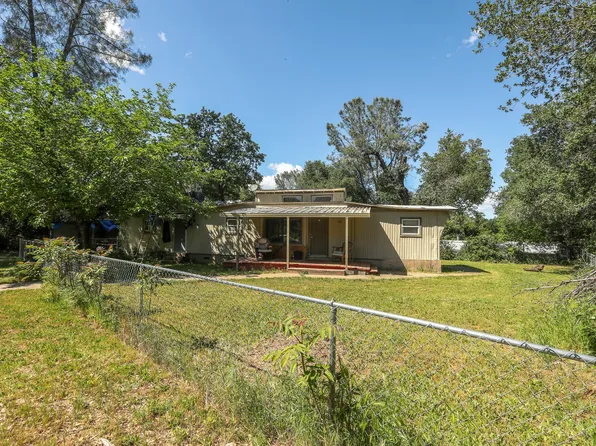 17850 Peterson Ln, Redding, CA 96003