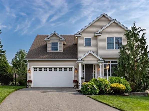 71 Empire Dr, North Andover, MA 01845