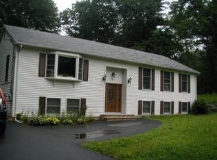 4 Cedar St, Wilmington, MA 01887