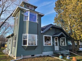 2810 Shorewood Dr, Oshkosh, WI 54901