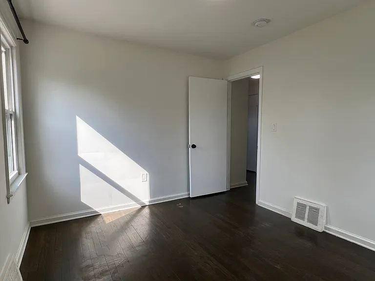 183 Crystal Lake Dr — Photo 19