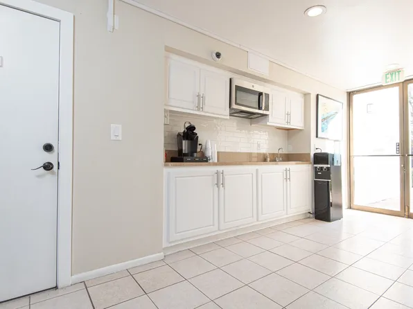 Evria Claremont Apartments