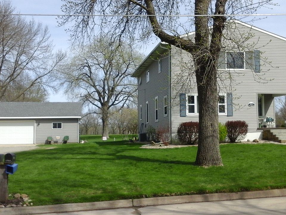 1st image of 1923 N Carolina Ave
