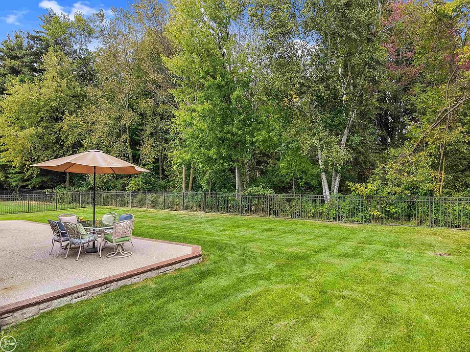 26699 Boston Dr, photo 5