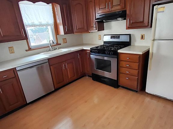4th image of 622 3rd Ave Floor 2
