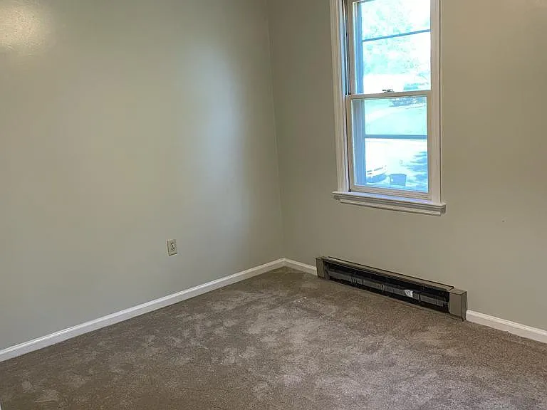 1617 Chadwick Cir #B — Photo 6