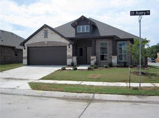 580 Avery Pointe, Lavon, TX 75166