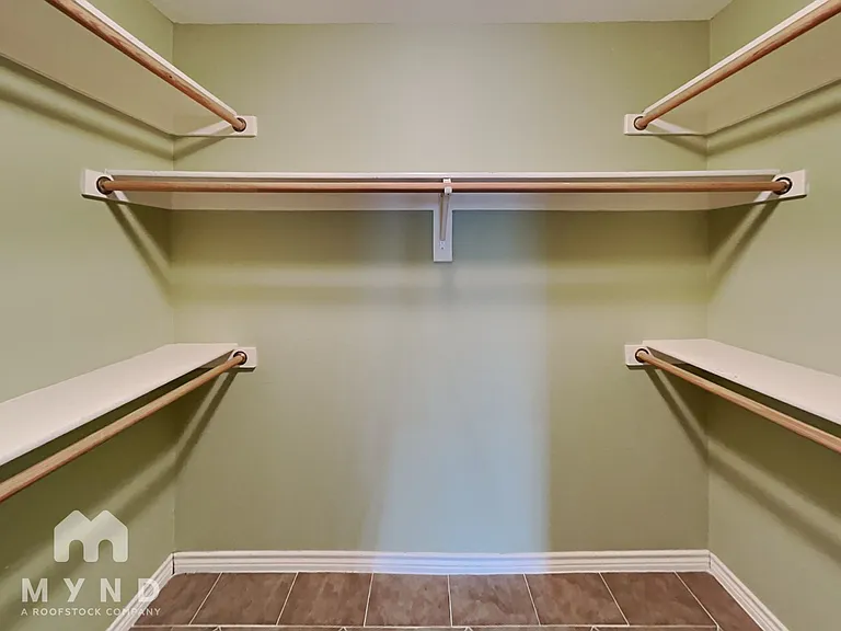 102 Elm Fork Dr — Photo 15