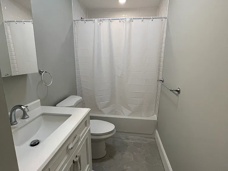 73 Pearl St #2B — Photo 14