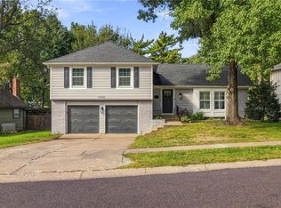 9300 Beverly Dr, Overland Park, KS 66207