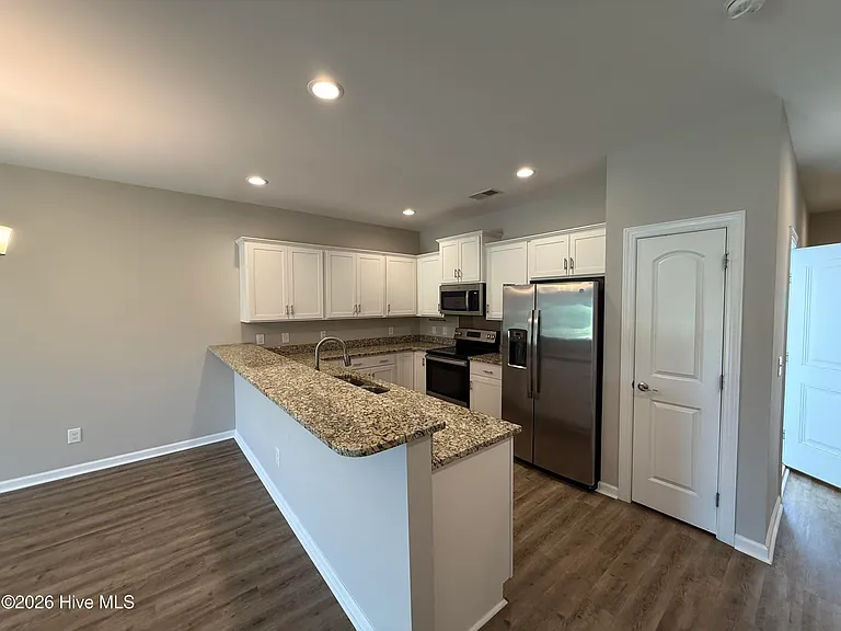 211 Briarcliff Ct — Photo 4