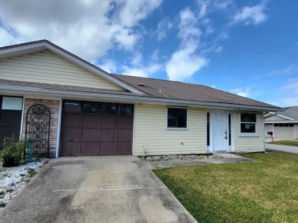 4 Bogey Cir, New Smyrna Beach, FL 32168