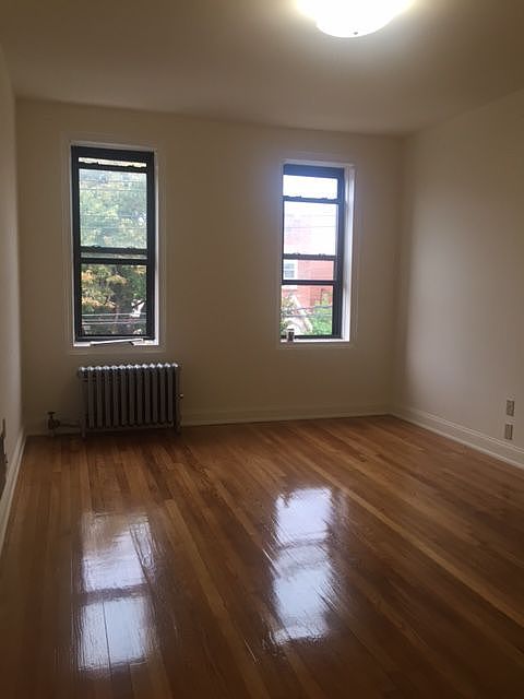 2nd image of 2333 30th Ave APT B8