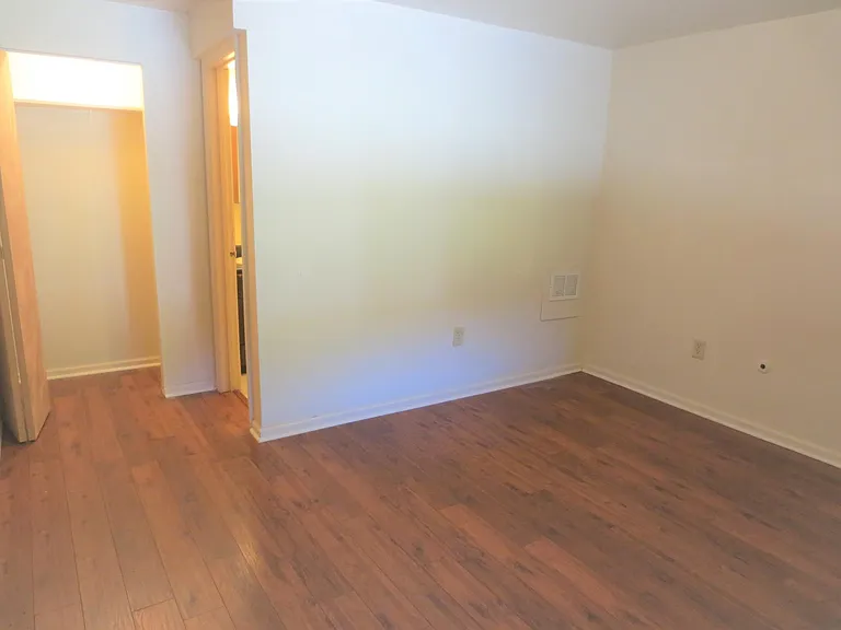 6350 Forward Ave #14 — Photo 54