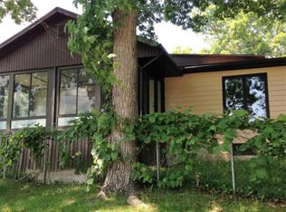 243 Lakeview Dr, Rockaway Beach, MO 65740