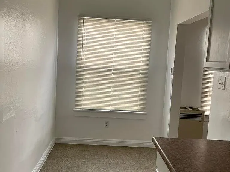 724 N Gramercy Pl — Photo 5
