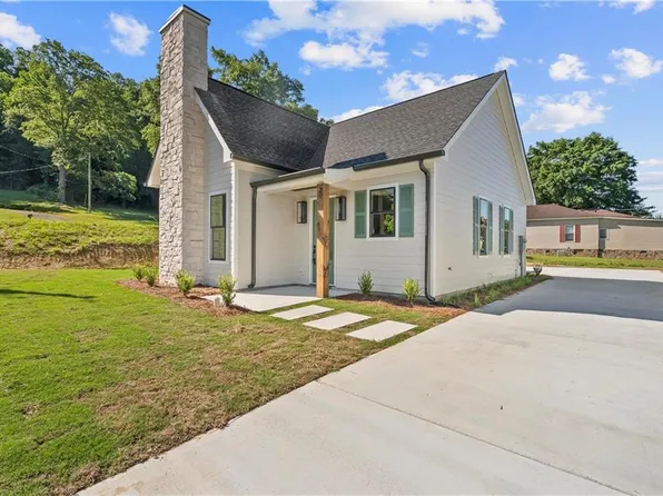 55 Old Water Works Rd, Calhoun, GA 30701
