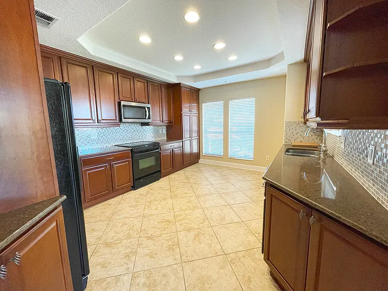 7580 Toscana Blvd #834 — Photo 8