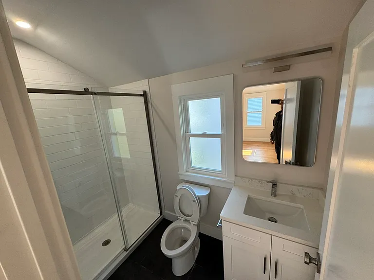 88 Lyon St #1 — Photo 3