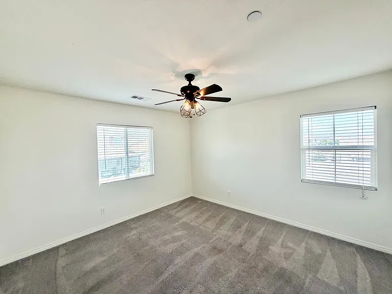 30136 Sutton Ct — Photo 26