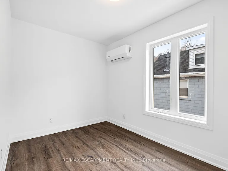 253 Saint Clair Blvd #2 — Photo 16