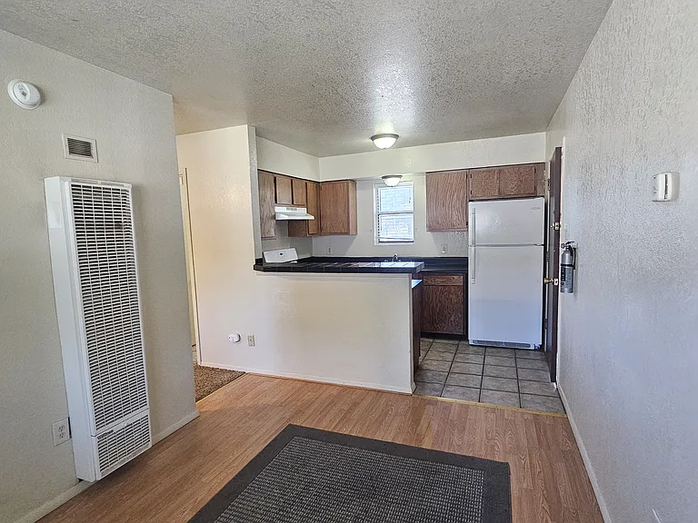 115 S Evergreen Rd #4 — Photo 6